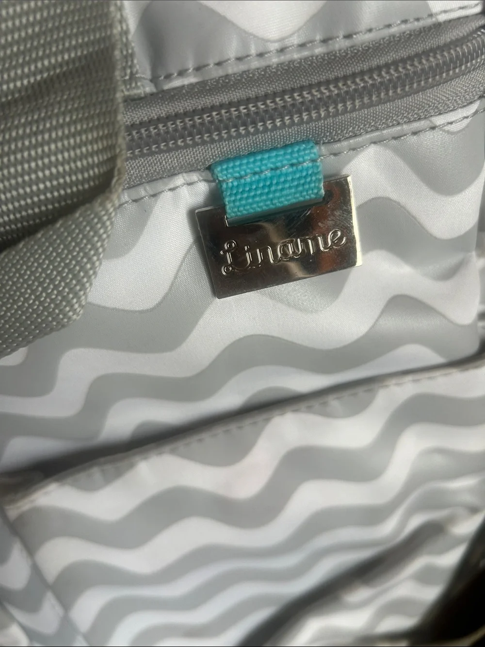 Lename Gray Wave-Pattern Tote Bag